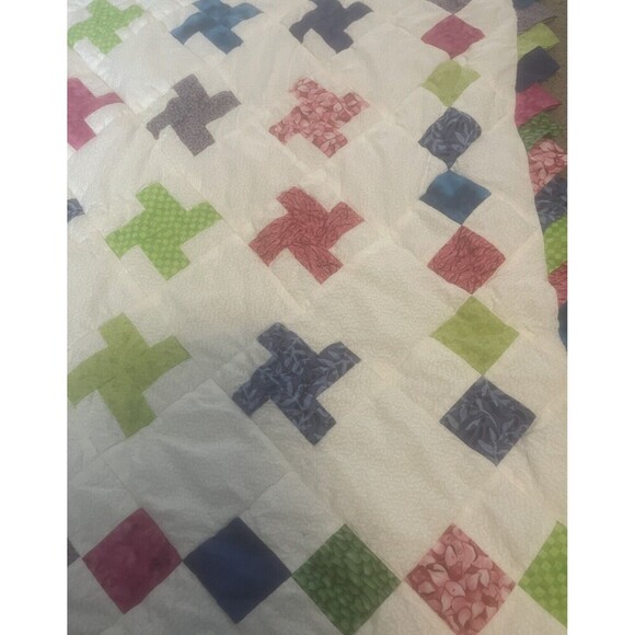 HandMade Child’s Reversible Quilt Bright Colors Frogs & Flowers 40” L X 33” W - Picture 2 of 5